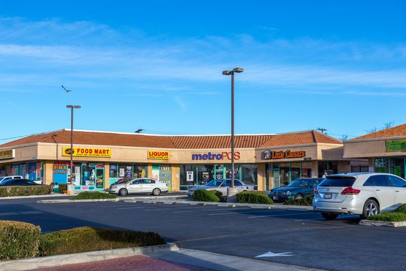 Mojave Center: 15770 Mojave Dr, Victorville, CA 92394